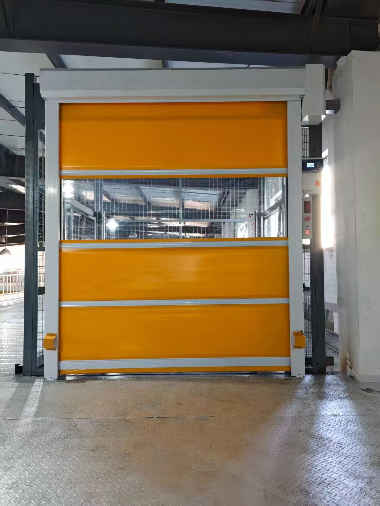 链轮驱动仅载货升降台1 (4).jpg